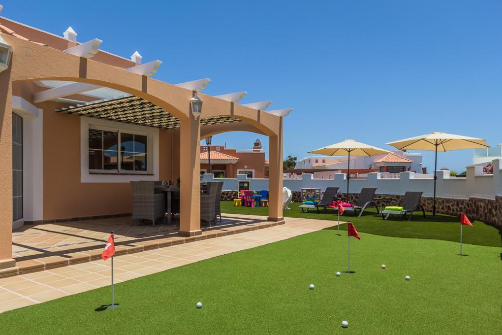 Perfect For Family Holidays With Private Pool, Near Beach And Golf- Villa Ashley Costa De Antigua Luaran gambar