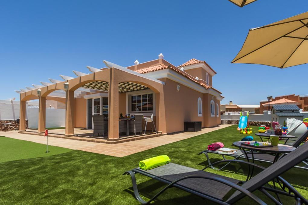 Perfect For Family Holidays With Private Pool, Near Beach And Golf- Villa Ashley Costa De Antigua Luaran gambar