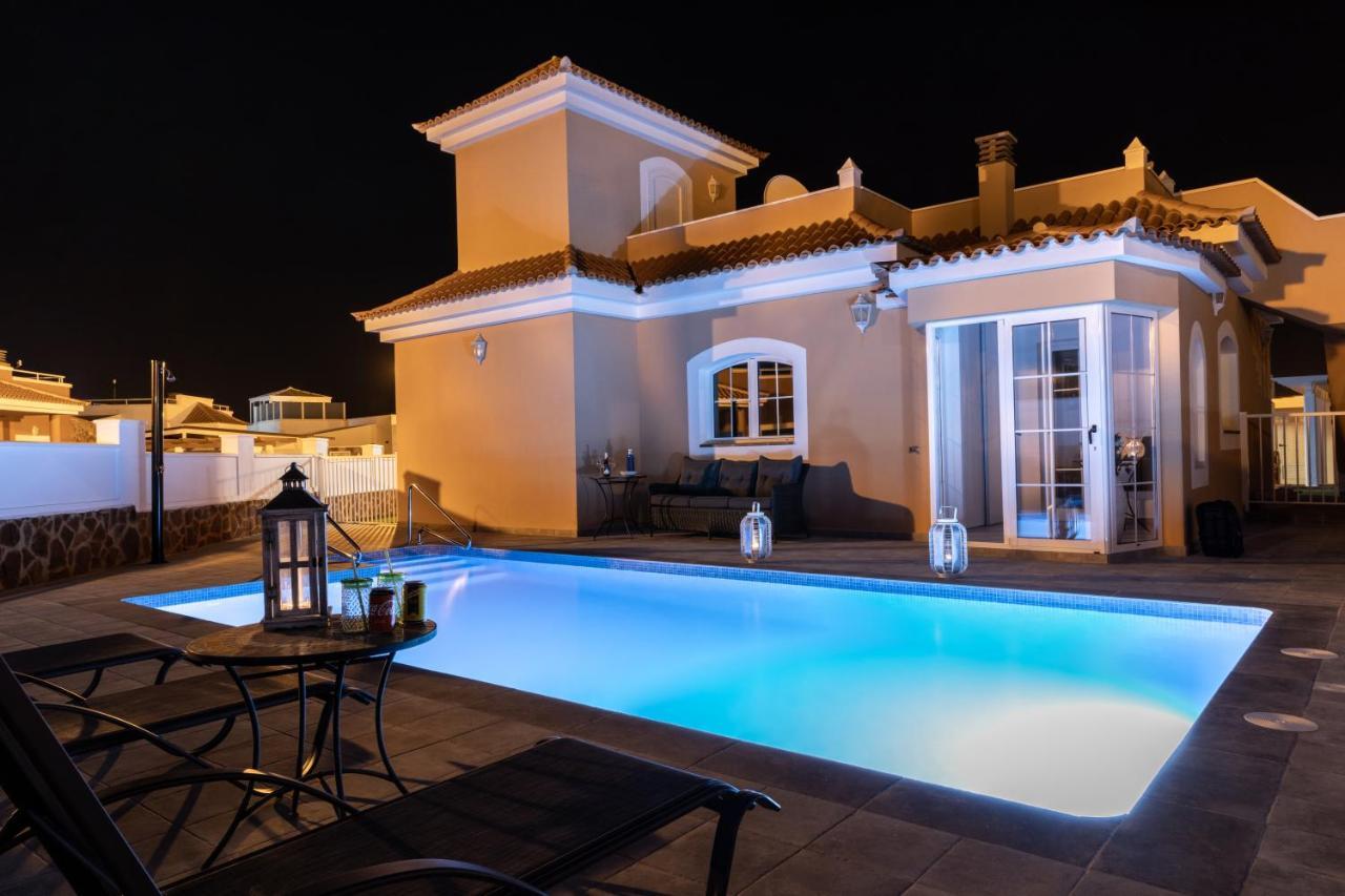 Perfect For Family Holidays With Private Pool, Near Beach And Golf- Villa Ashley Costa De Antigua Luaran gambar